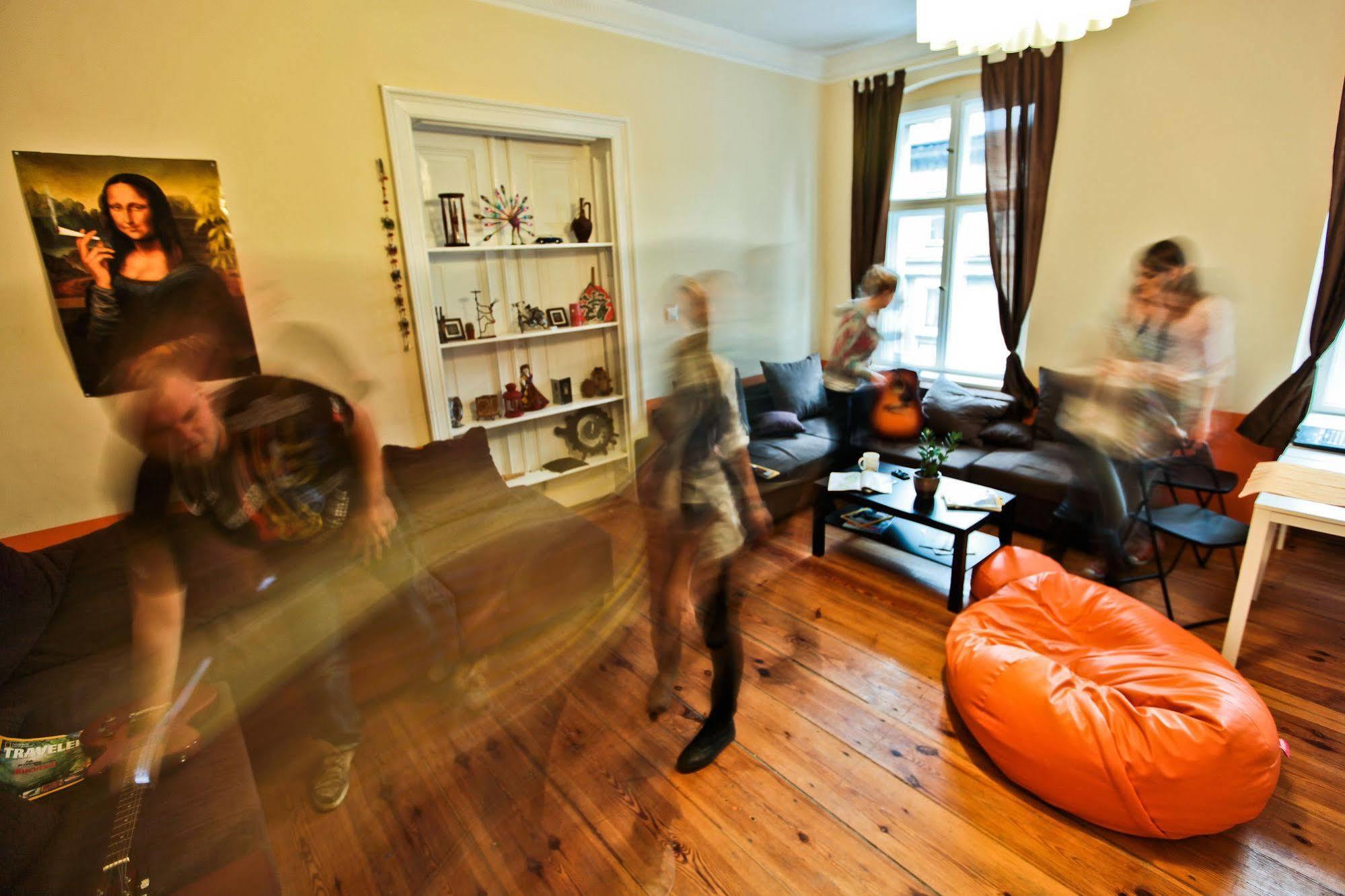Poco Loco Hostel Poznań Eksteriør billede