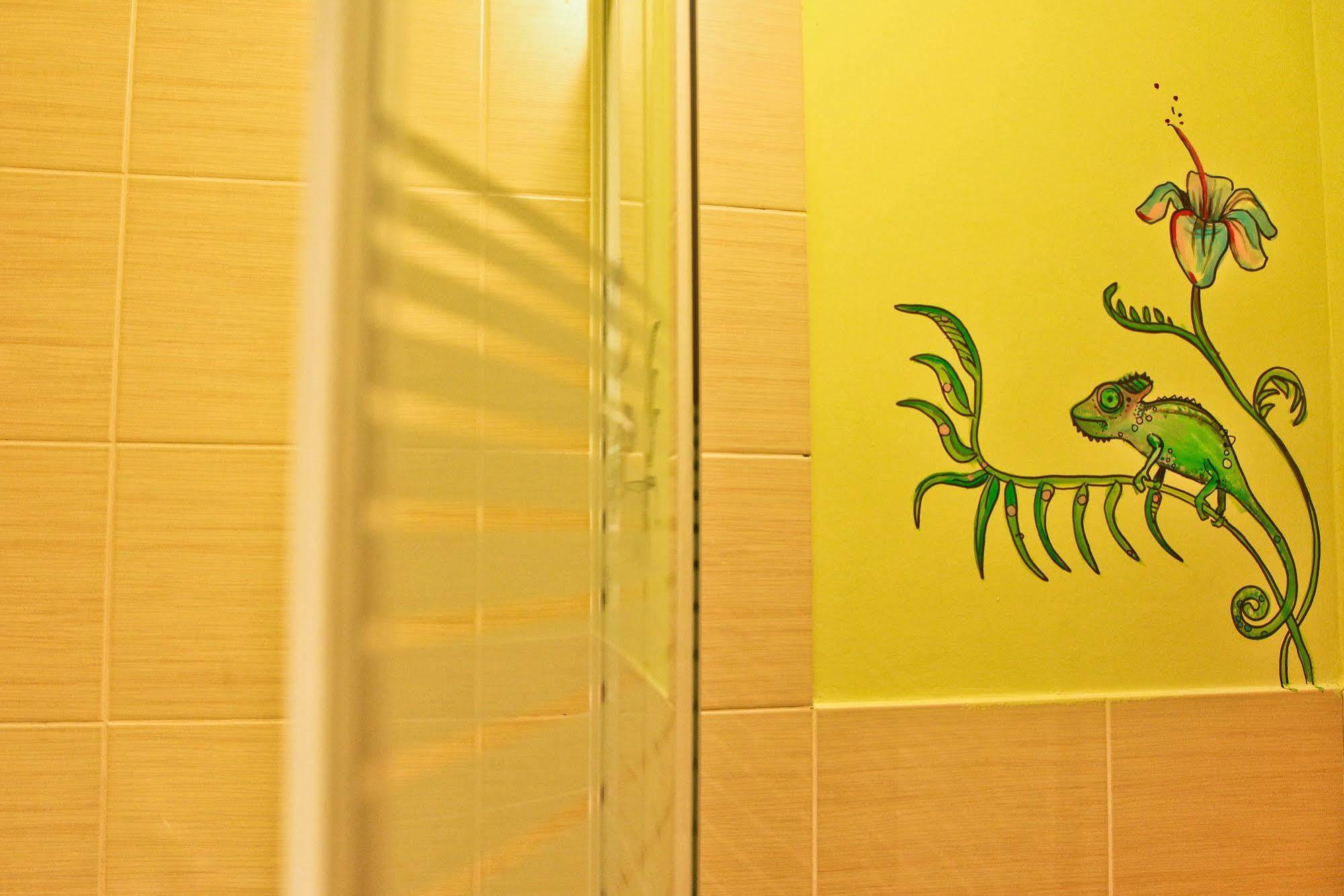 Poco Loco Hostel Poznań Eksteriør billede