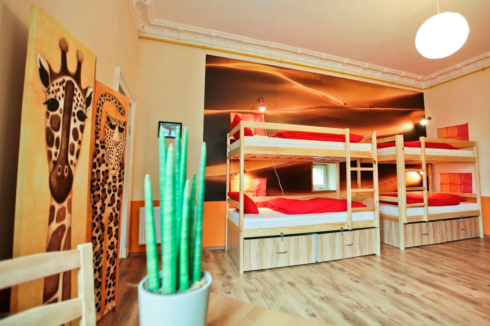 Poco Loco Hostel Poznań Eksteriør billede