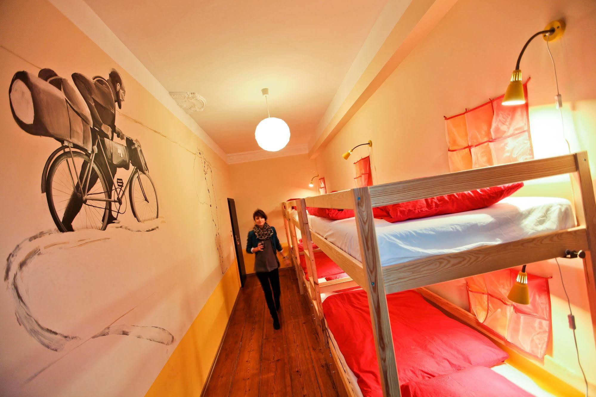 Poco Loco Hostel Poznań Eksteriør billede